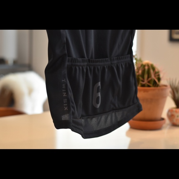 NWOT Twin Six - The Forever Forward Jersey - Black and Gray - Women’s Small - Picture 4 of 6